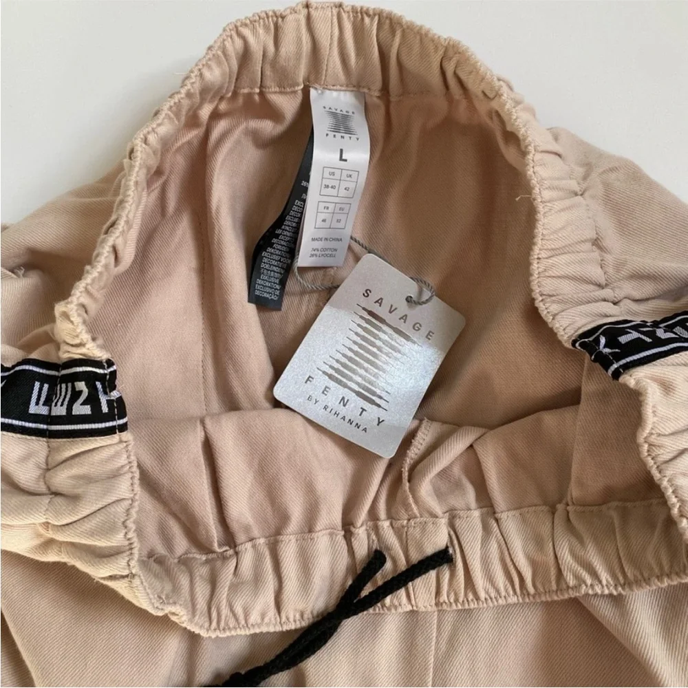 Savage X FENTY Women’s Pants Oversized Logo Wide Leg Pants New size Large - Picture 12 of 16